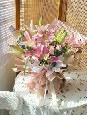 Mẫu hoa tốt nghiệp 12